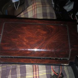 mercedes benz ashtray and lighter outlet unit!