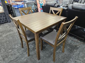 5pc brand new box dining table set