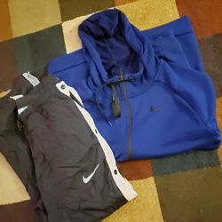 Nike Woven button up joggers with training hoodie. Size M