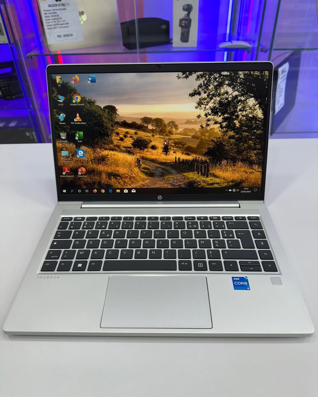 HP ProBook 640 G8 i5-11th 16GB 512GB SSD Win 11 Pro + Charger & Gifts
