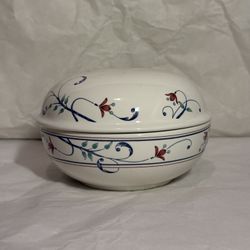 Mikasa Intaglio Annette covered round casserole dish.