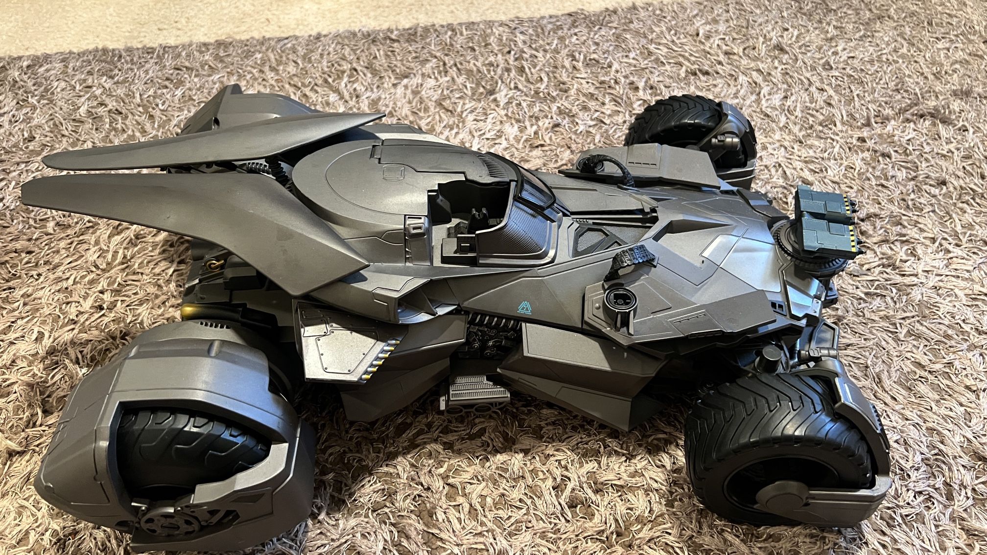 DC Comics Justice League Ultimate Justice League Batmobile Vehicle