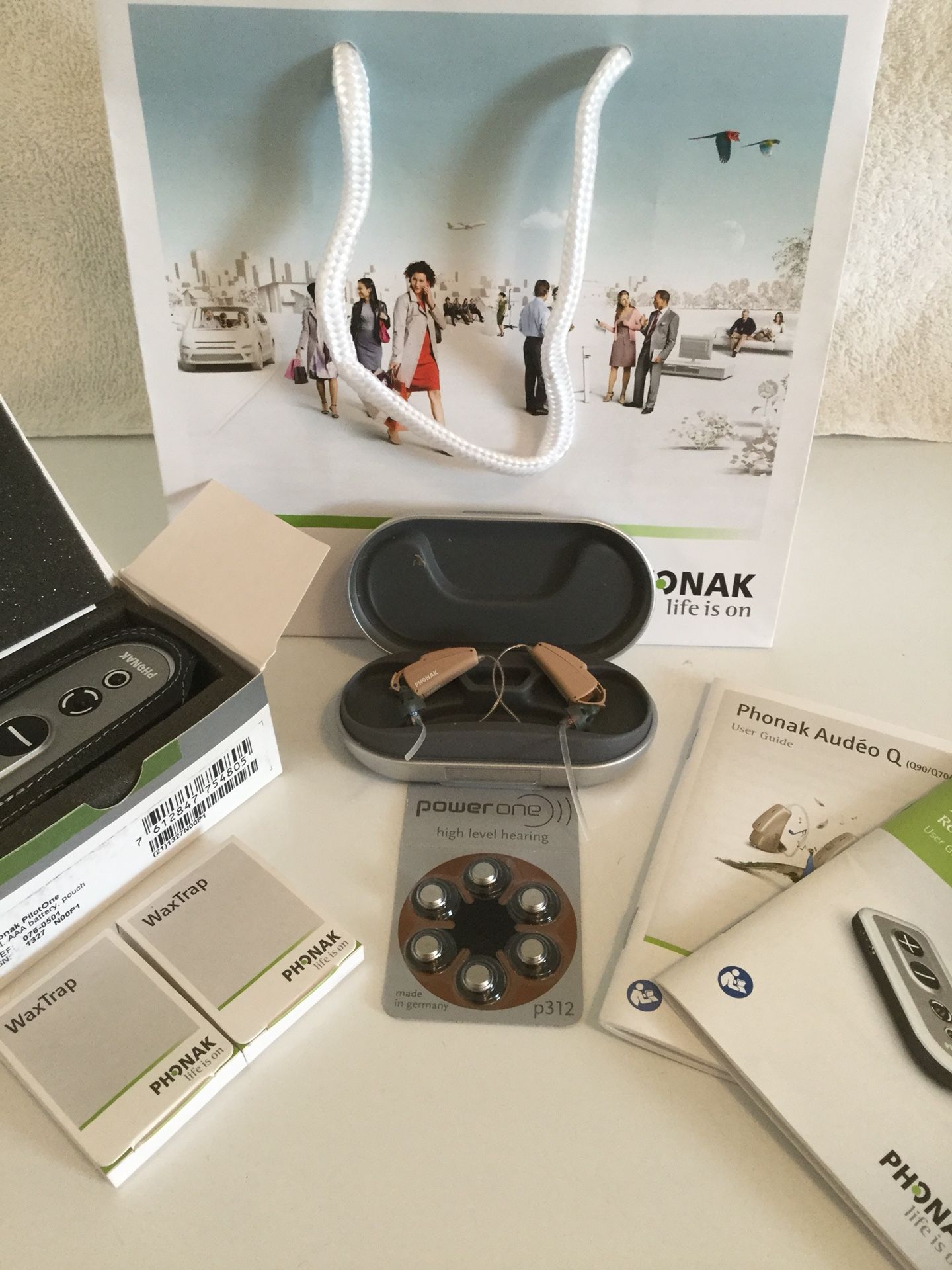 Phonak Audeo Smart IX Premium Hearing Aids RIC 312- FREE Programming- New Remote