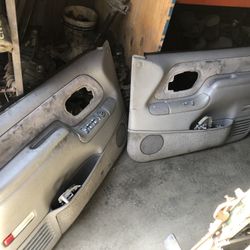 2000 Tahoe “Limited” Classic Trim Door Panel
