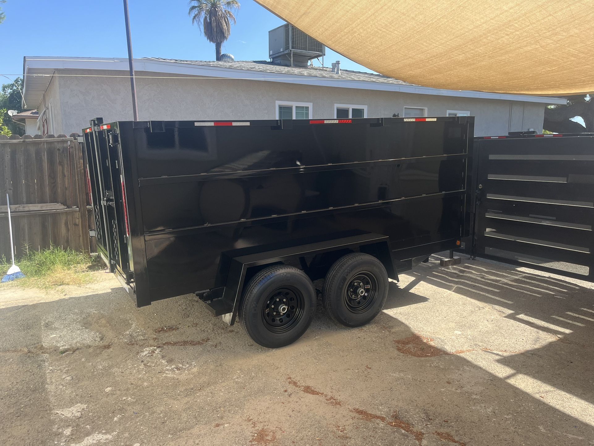 Hydraulic Dump Trailer