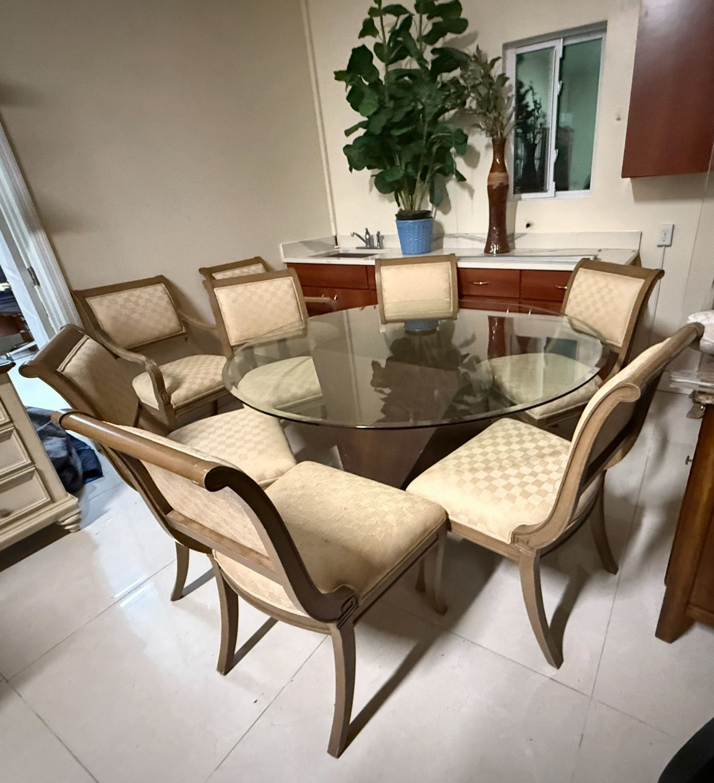 Set Of 8 Dining Table Chairs 