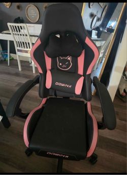 Gaming chair