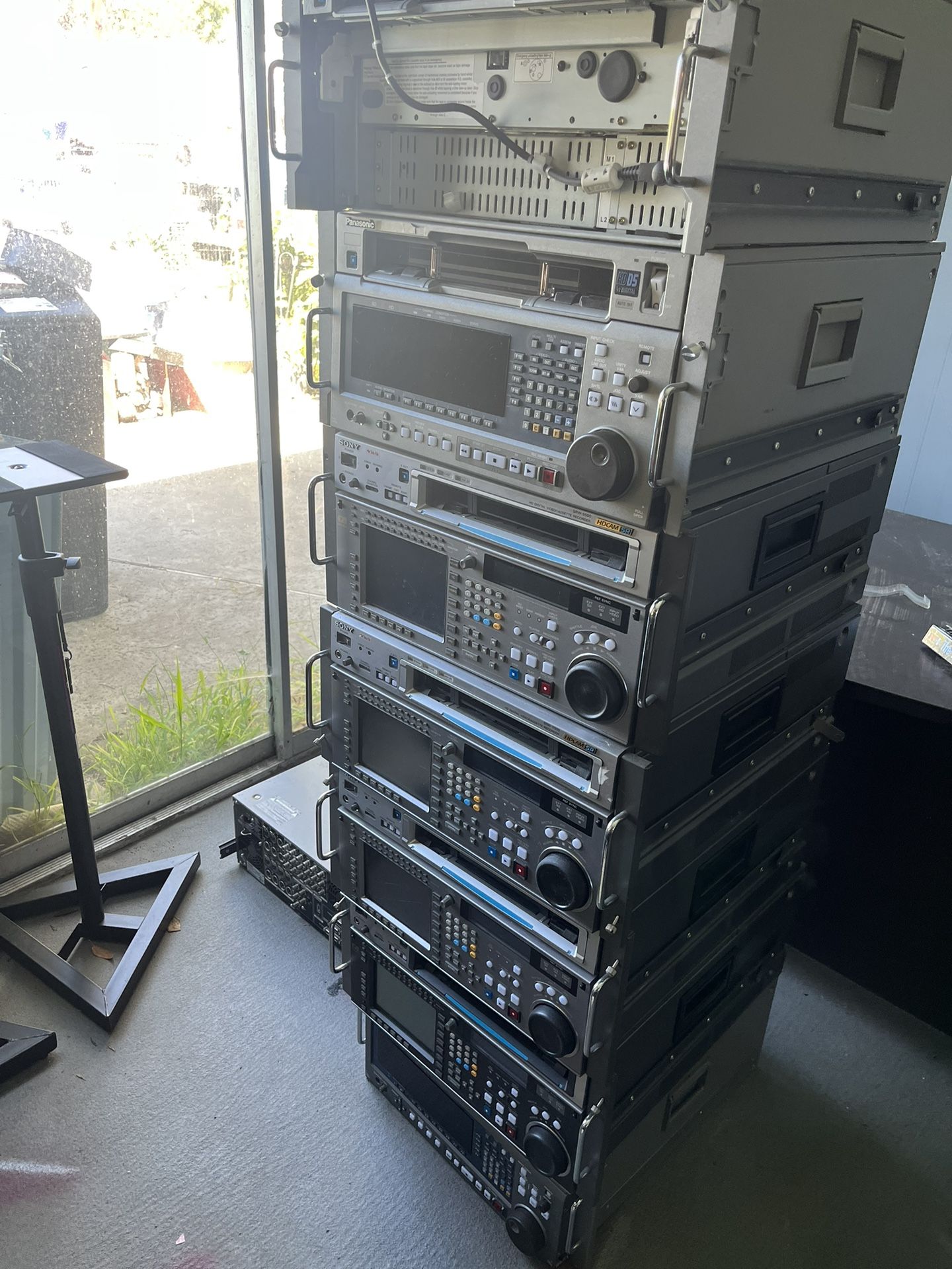 (7) Sony Panasonic Hi End Editing Equipment