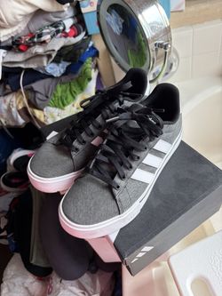Adidas Men Shoes Size 8.5 Worn Once