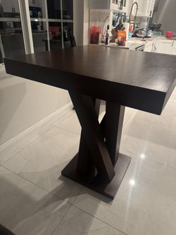 Solid Wood Beautiful Bar Table