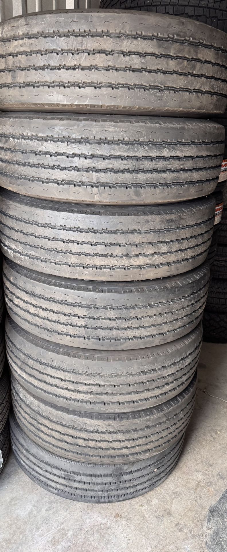 245 70 19.5 Goodyear G670 RV Tires (6)
