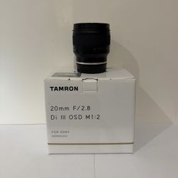 Tamron 20mm f/2.8 for Sony E, with box