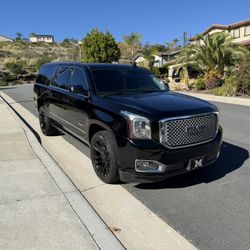 2017 GMC Yukon XL DENALI 4-wheel Drive