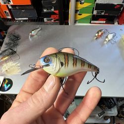 6th Sense Axis Metal 2.0  Brand New! 1/2 oz Crankbait