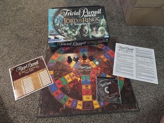LOTR Trivial Pursuit DVD Game 2004 Parker Brothers Rare HTF