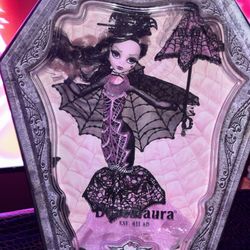 Monster High Adult Collector Limited Edition Draculaura Doll