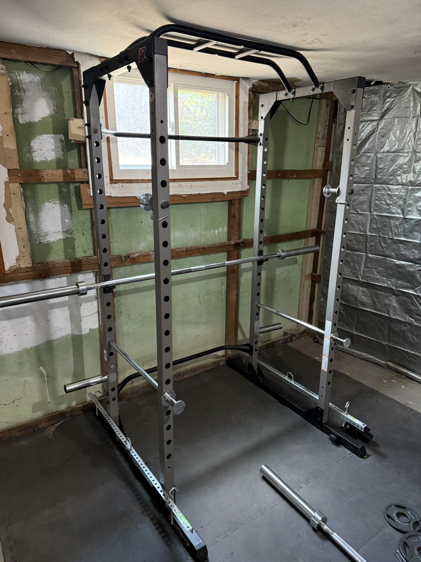 Squat Rack With Attachments