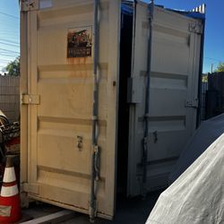 Cargo container FREE