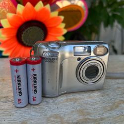 Nikon Coolpix 4600 Digital Camera
