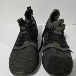 MENS LOW CUT PUMA SHOES 