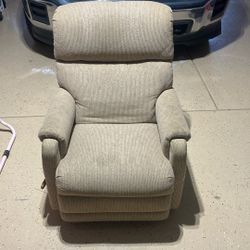 Lazy Boy Rocker/recliner