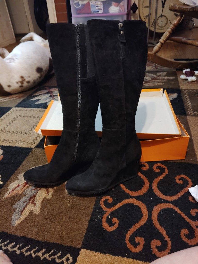 Attilio Giusto Leombruni Suede Boots