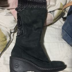 W8 Uggs Forest Green