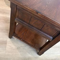 Wood night stand