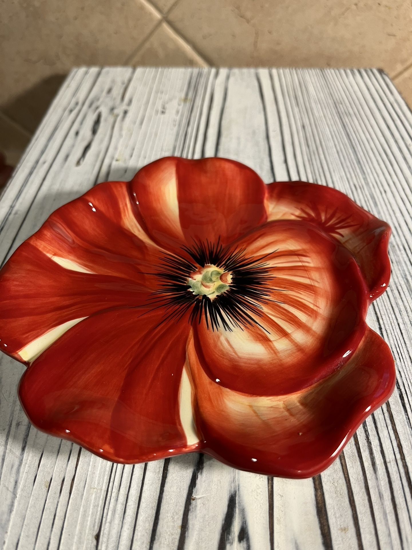 Fitz and Floyd Classic Poppies Dish