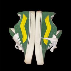 KnuSchool Vans