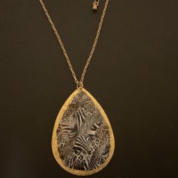 30+” Goldtone Necklace With Large Teardrop Tiger Design Pendant With Gold Stud Earrings,by Wild Flower