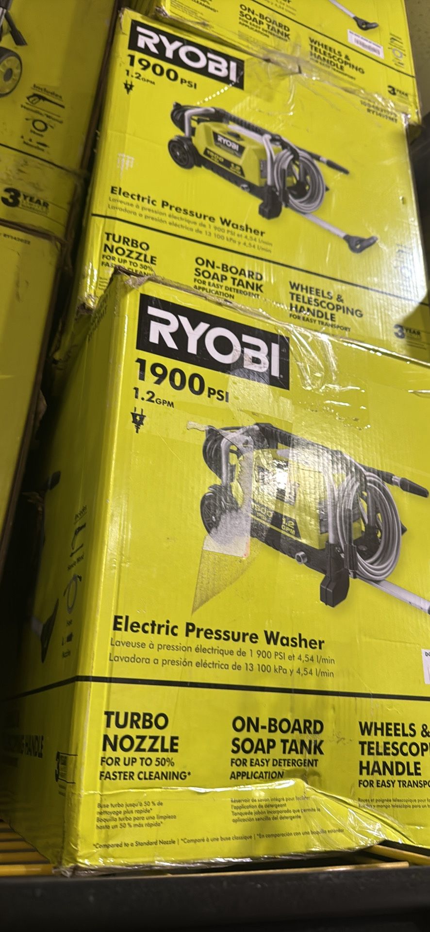 Greenworks 1900 PSI 1.2 GPM Electric Pressure Washer Combo Kit