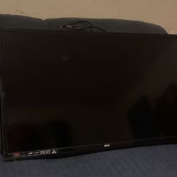 32”    RCA   TV 