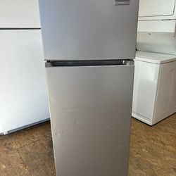 Refrigerator Frigidaire 2 Months Warranty 