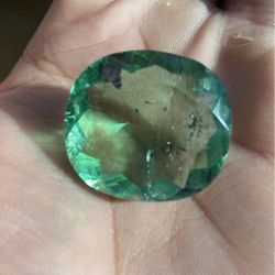 120ct Cushion Cut Natural Light Green Emerald 