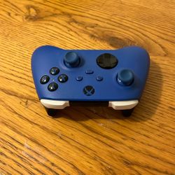 Blue Xbox controller