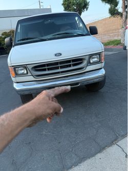1998 ford E350 econoline