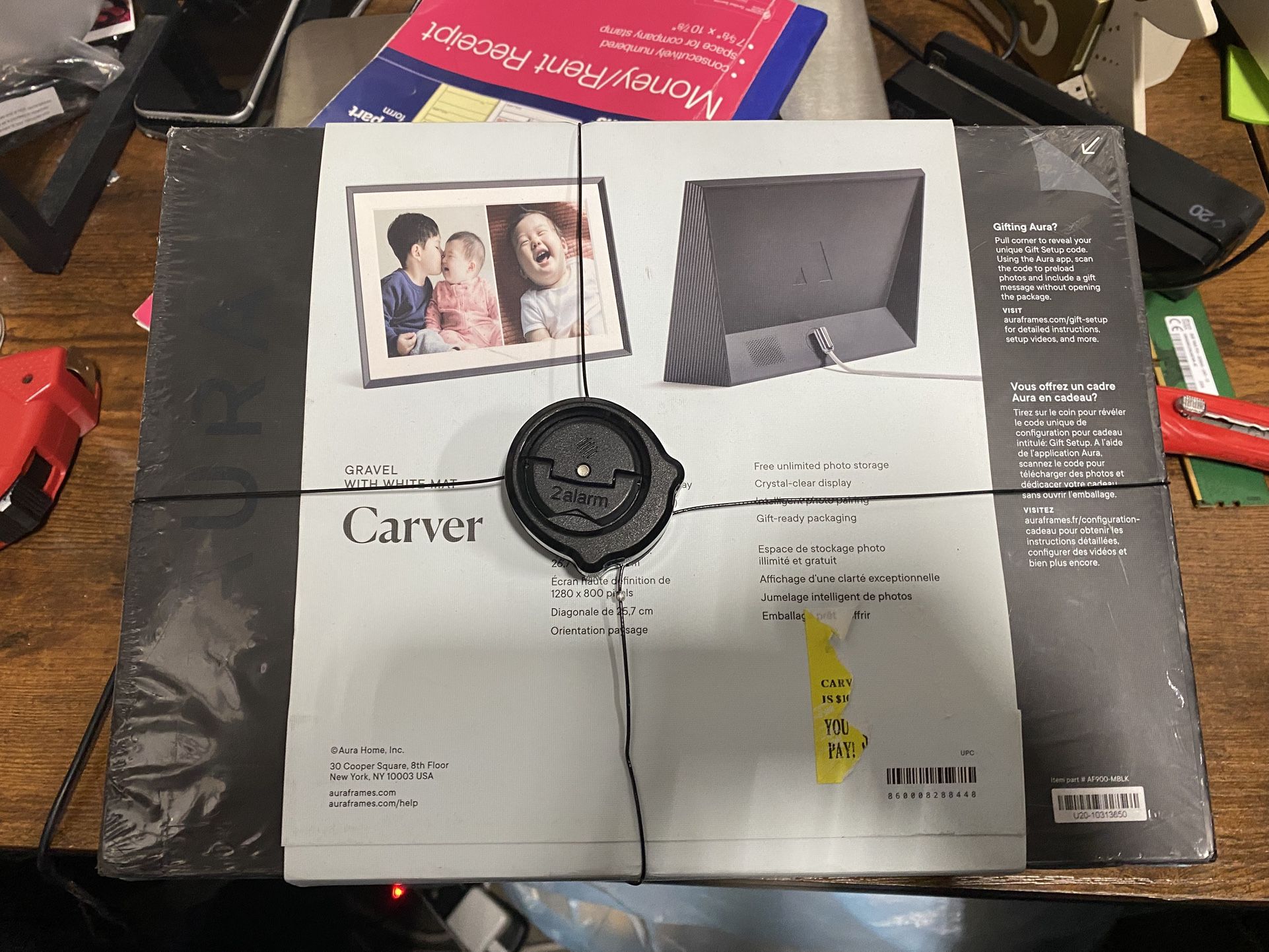 Carver Mat 10.1" Digital Picture Frame with Unlimited Storage - Gravel with White Mat