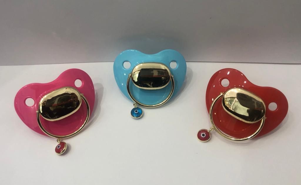 Yellow 14kt pacifier - Main Image