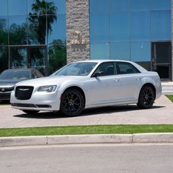 2019 Chrysler 300
