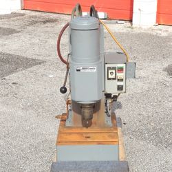 Spinn-O-Matic Column Bench Top Orbital Riveter