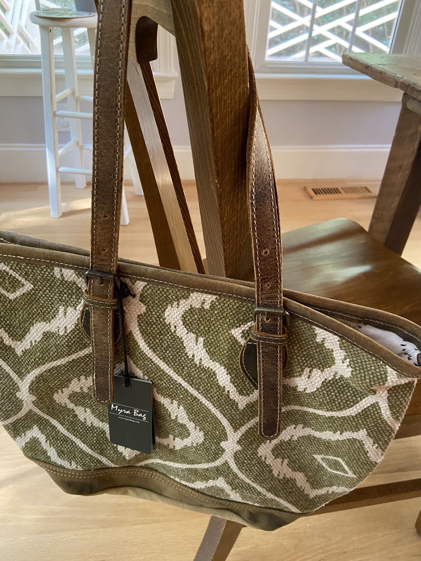 NWT Myra bag