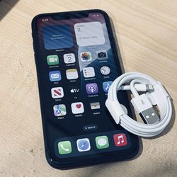 IPHONE -11 - 64GB - storage capacity - Unlocked - No Sim Restrictions. Good Condition Includes Case-Screen Protector - Cámara Protector- $200 $140.00