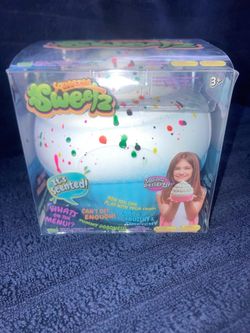 NEW Squeeezy Squishes! Grapes, Cupcake vm, Carrot vm