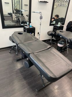 Massage bed