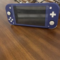 Nintendo  Switch Lite-Blue