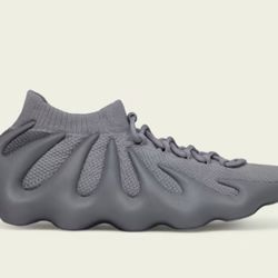 Yeezy 450 Stone Gray Size 9.5 , 12