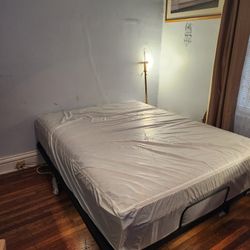 Brand New Sealey Posturepedic Adustalble Base Queen Bed.