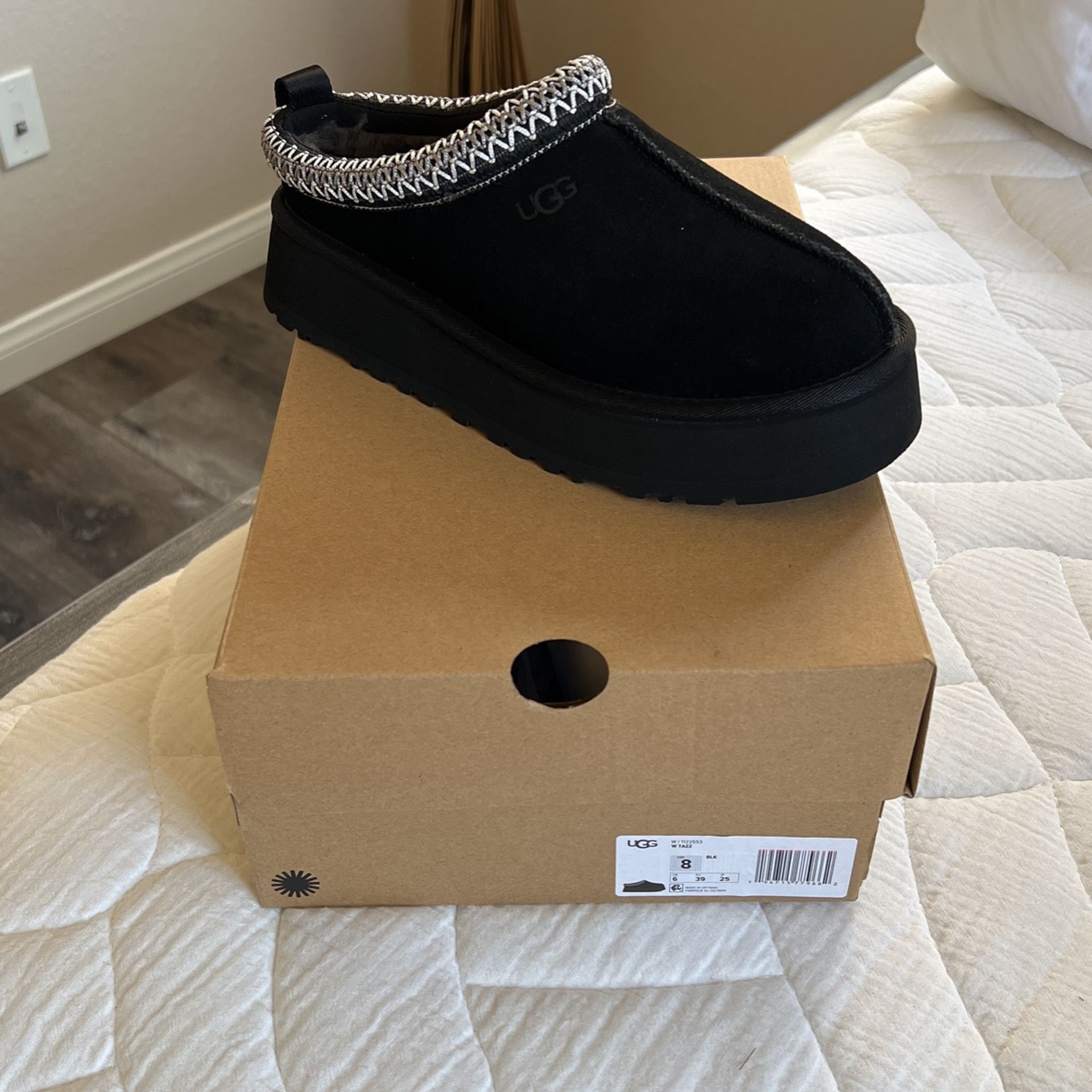 Ugg
