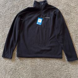 Columbia Men’s Half Zip Fleece - Medium 